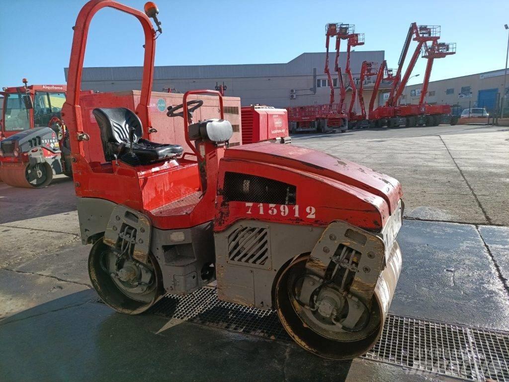 Bomag BW 100 AD-4 Двойни барабанни ролки
