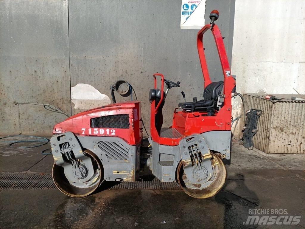 Bomag BW 100 AD-4 Двойни барабанни ролки
