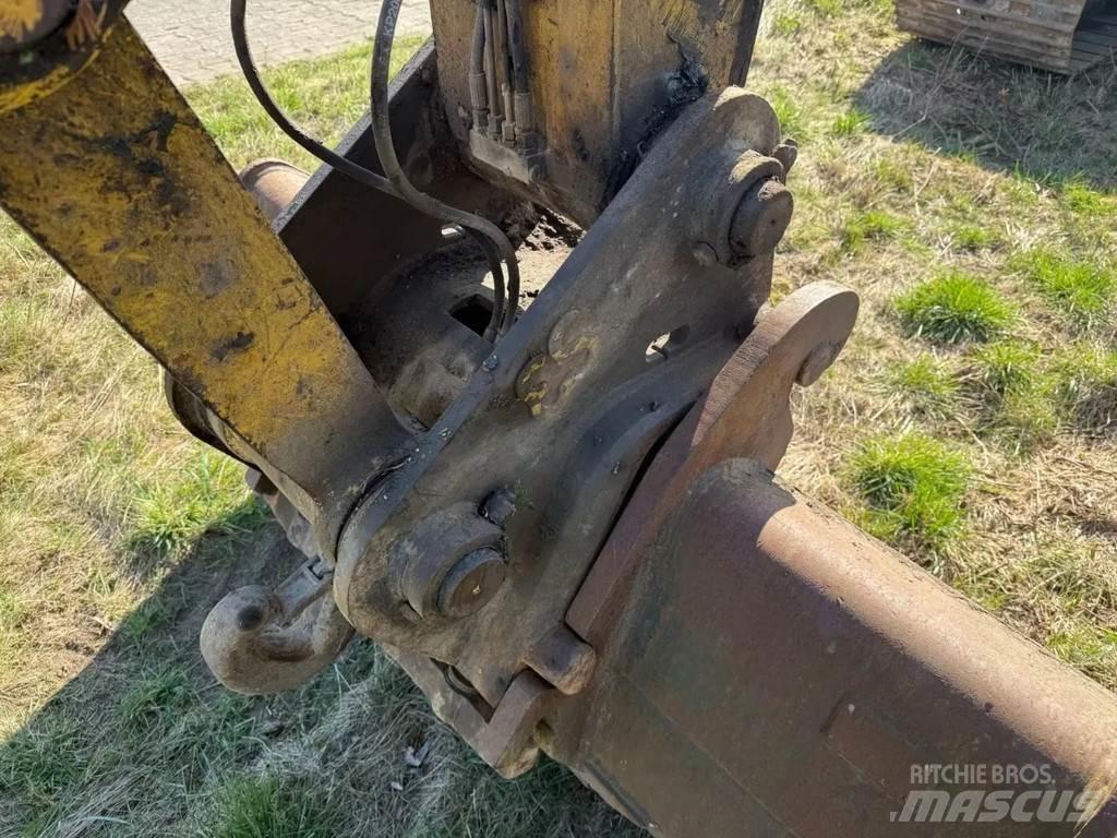 New Holland E215 Верижен екскаватор