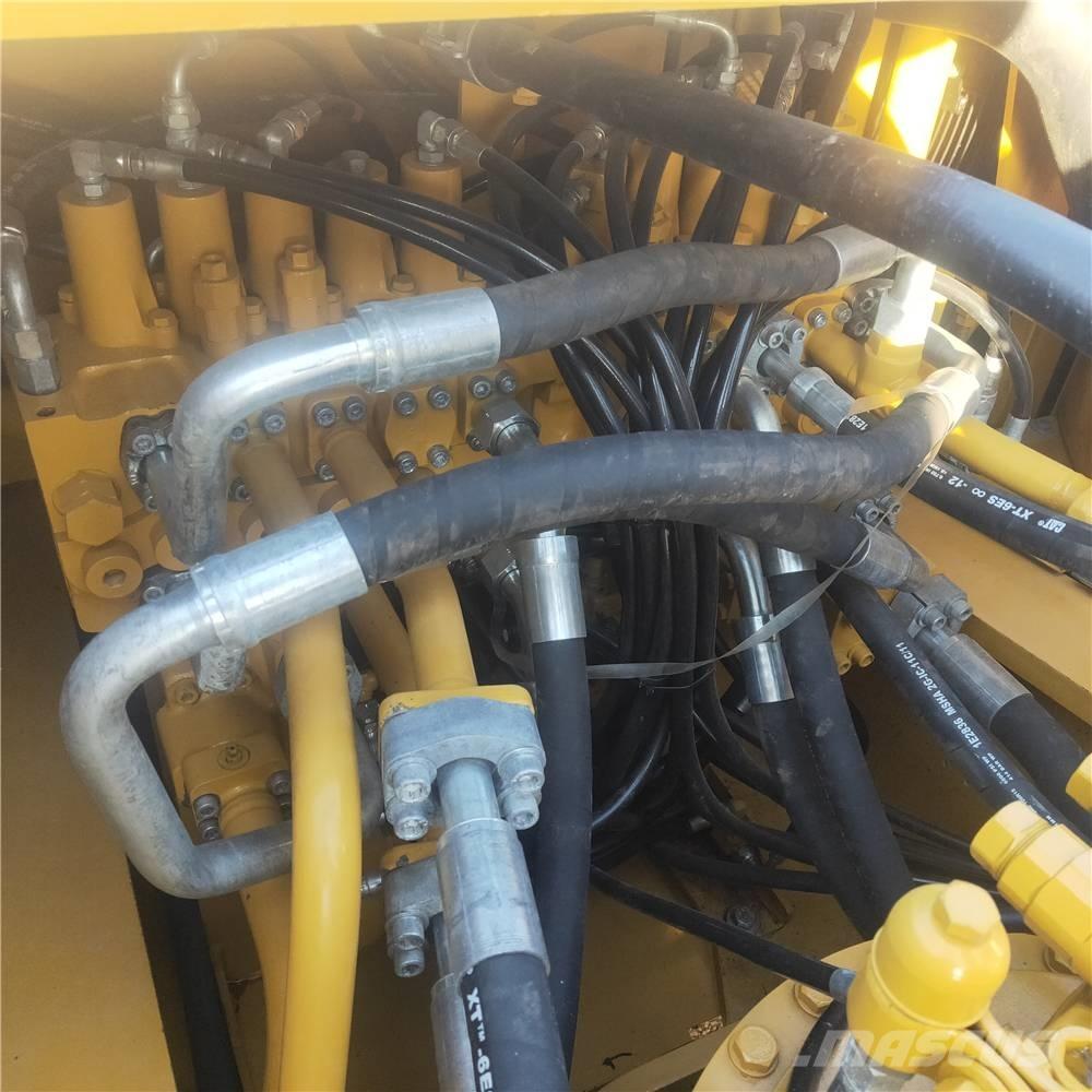 CAT 340D2 Верижен екскаватор