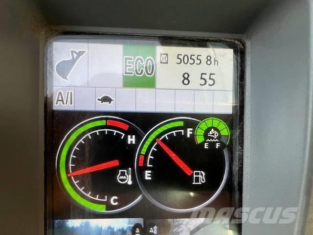 Hitachi ZX 135 US-6 Верижен екскаватор