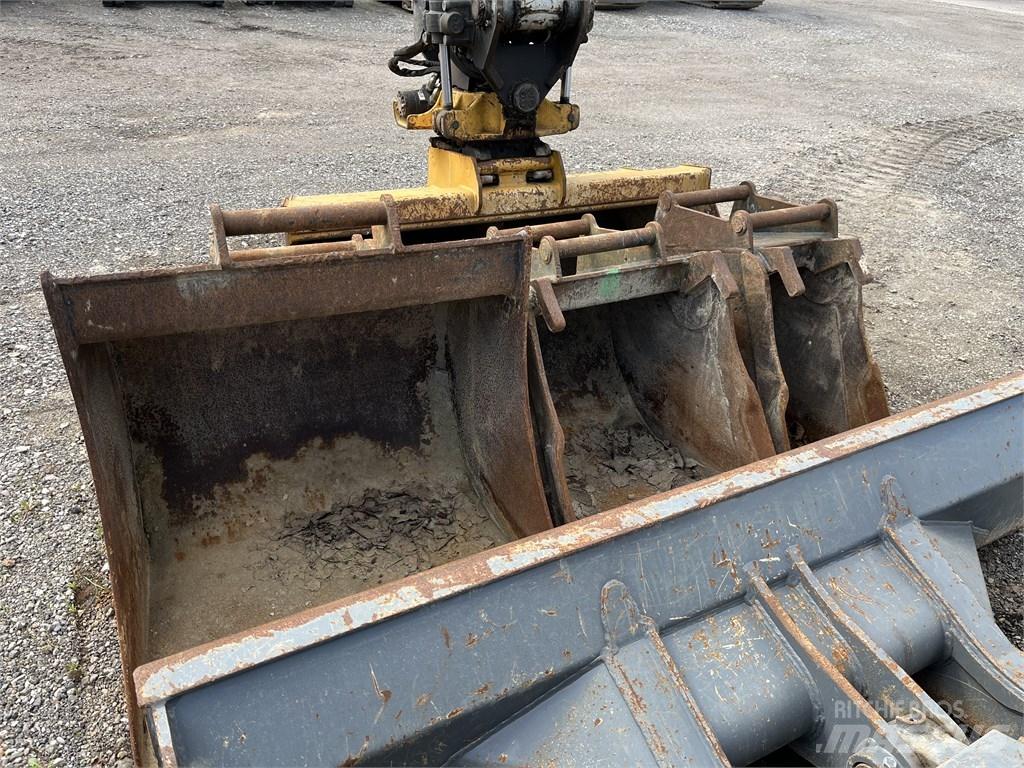Takeuchi TB 290 Средни екскаватори 7т - 12т
