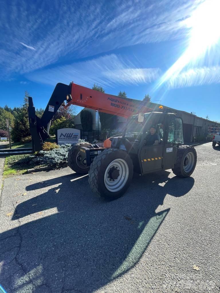 JLG G 6-42 A Камиони за херавни местности