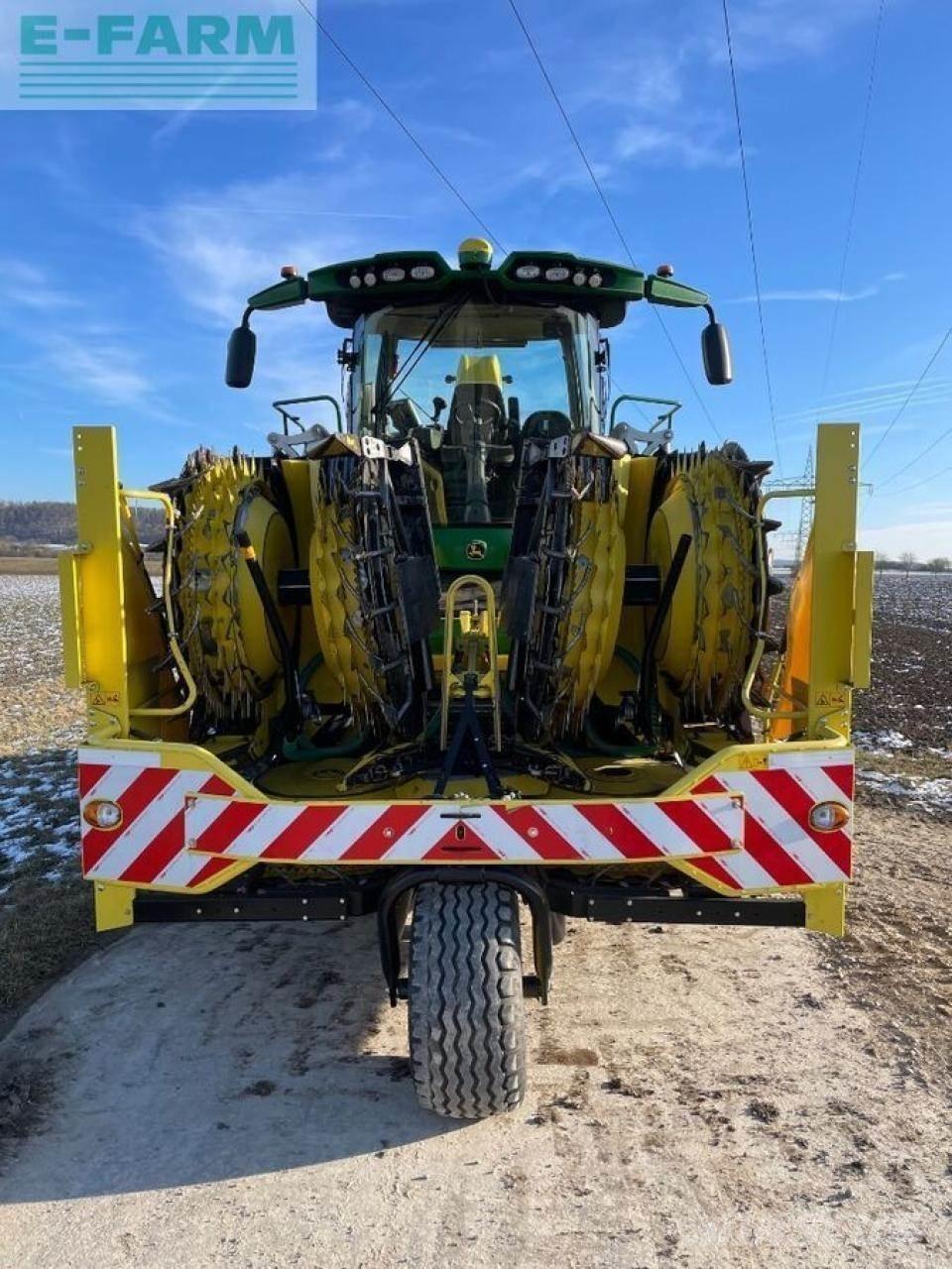 John Deere 8700i Самоходни фуражири