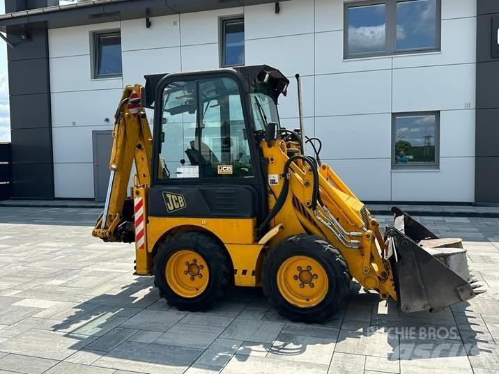 JCB 1 CX Товарач със заден ексватор