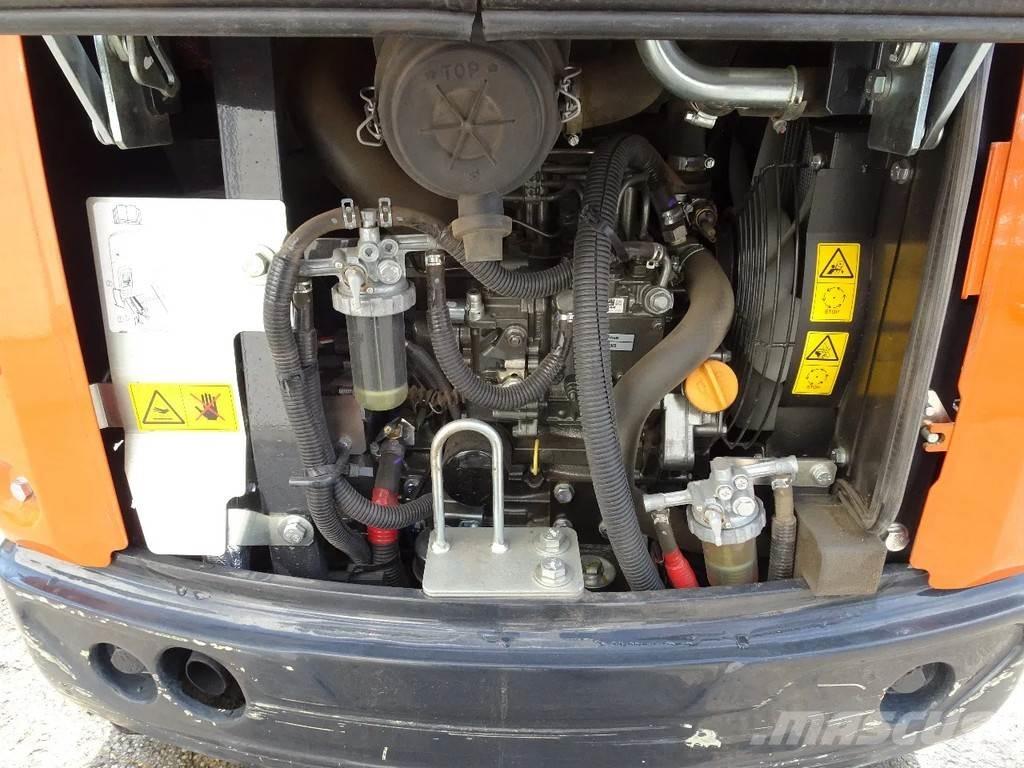 Hitachi ZX19-6 Мини екскаватори < 7 т