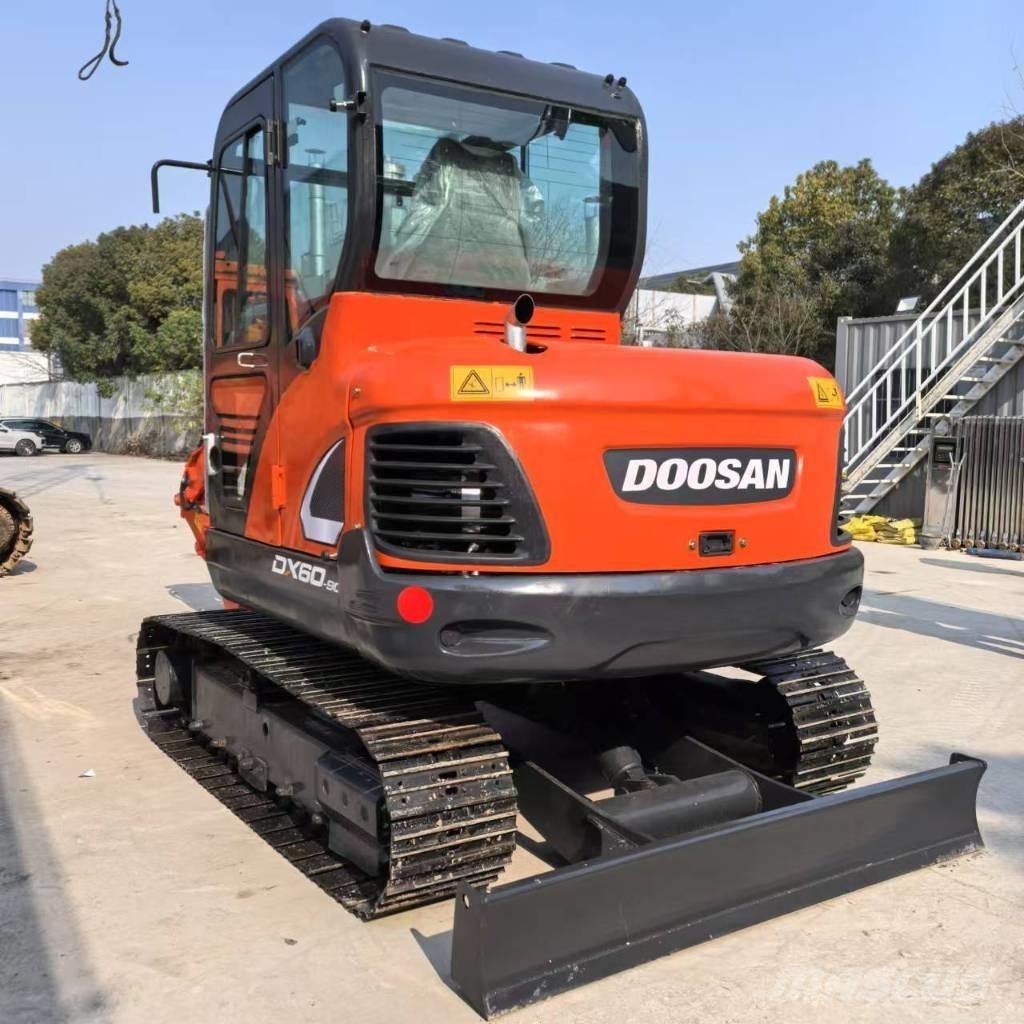 Doosan DX 60-9 C Верижен екскаватор