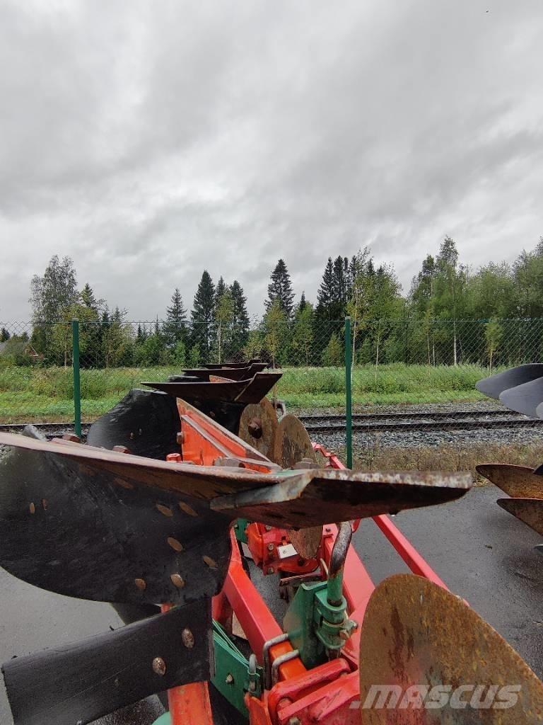 Kverneland EG85 Реверсивни плугове