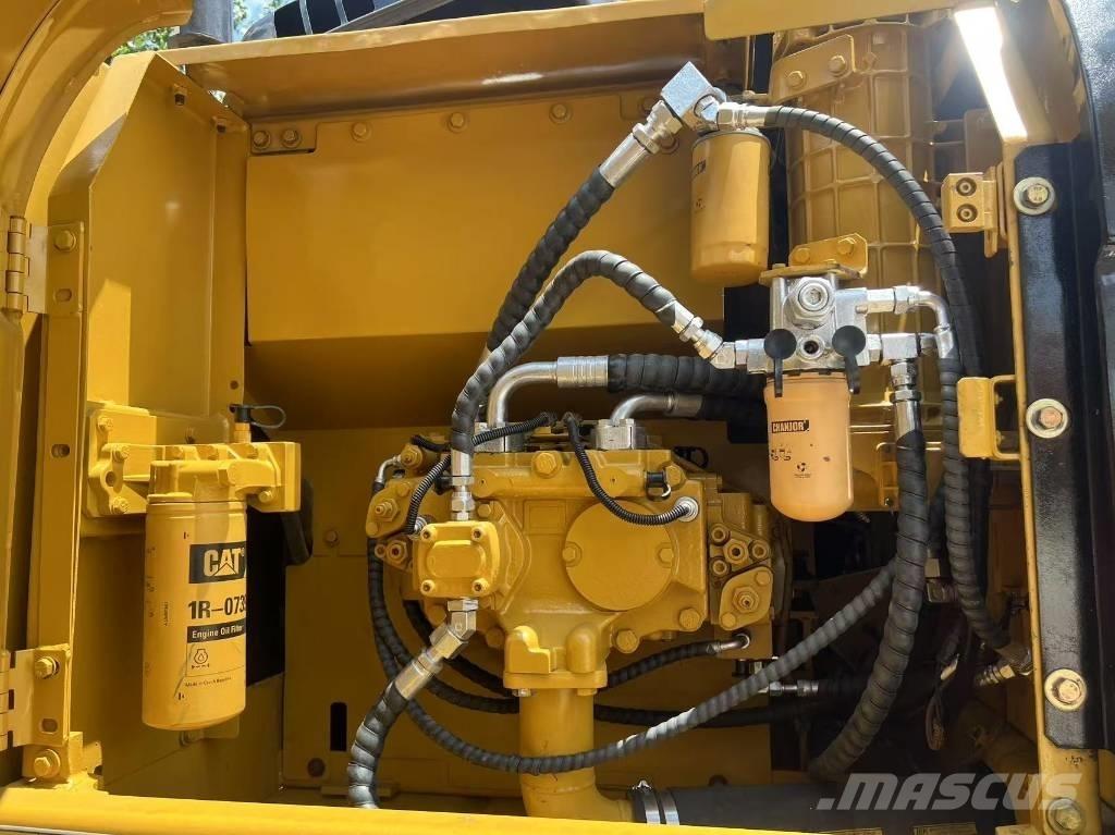 CAT 323 D L Верижен екскаватор