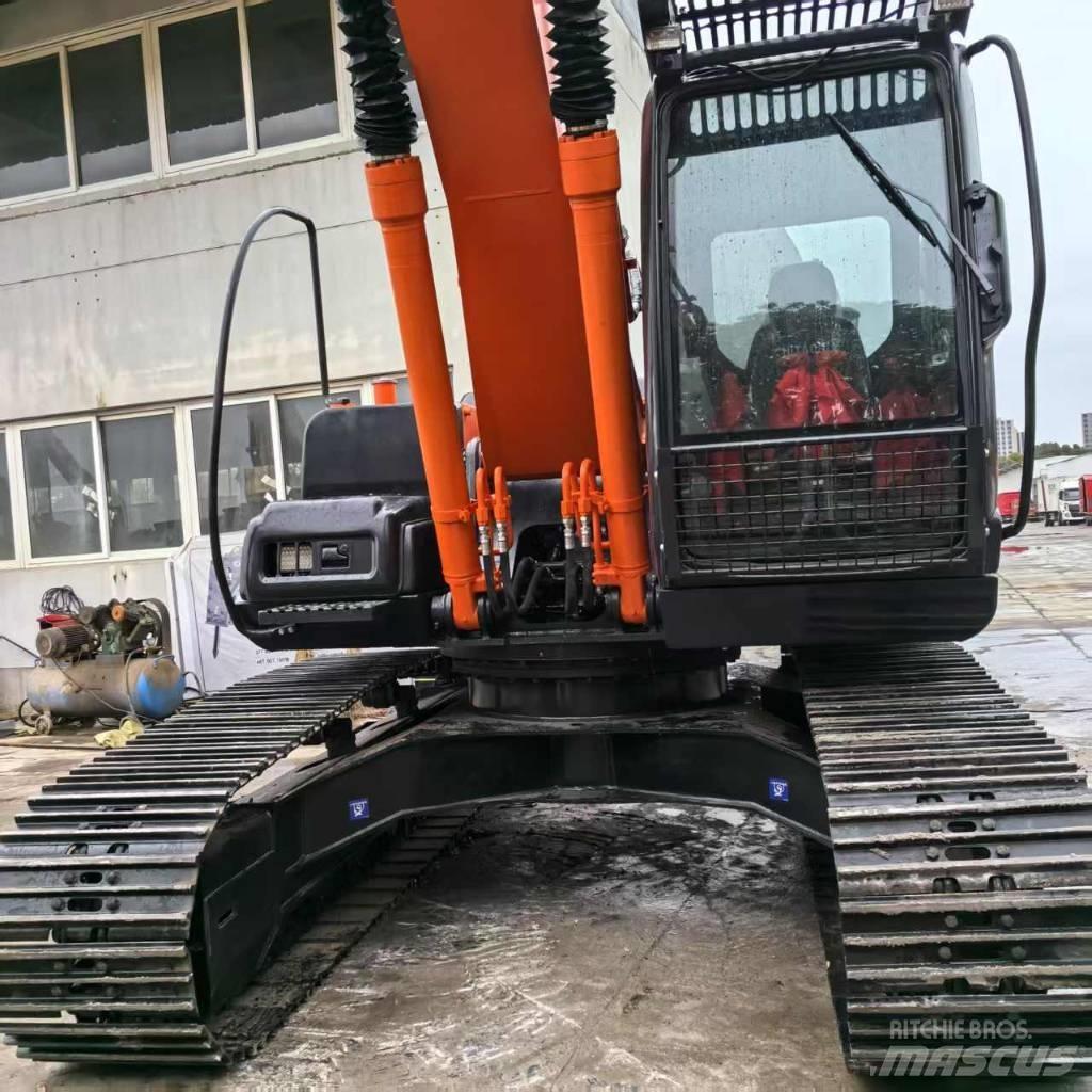 Hitachi ZX 200-3 G Верижен екскаватор