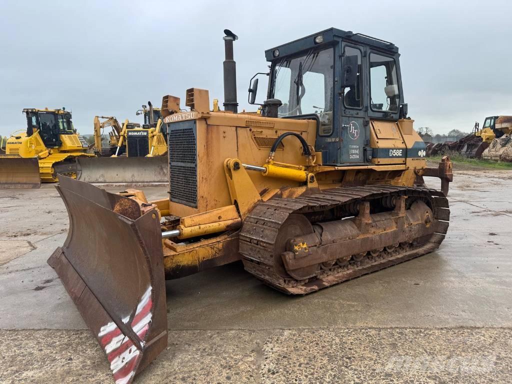 Komatsu D 58 E-1 Верижни булдозери
