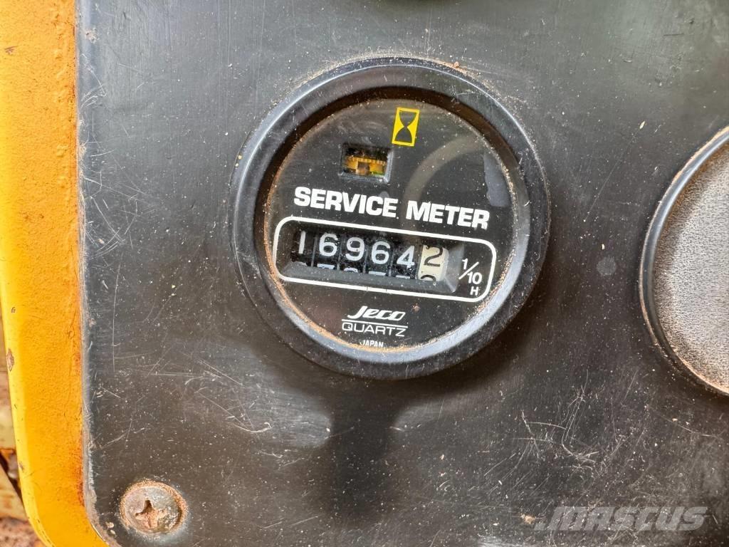 Komatsu D 58 E-1 Верижни булдозери
