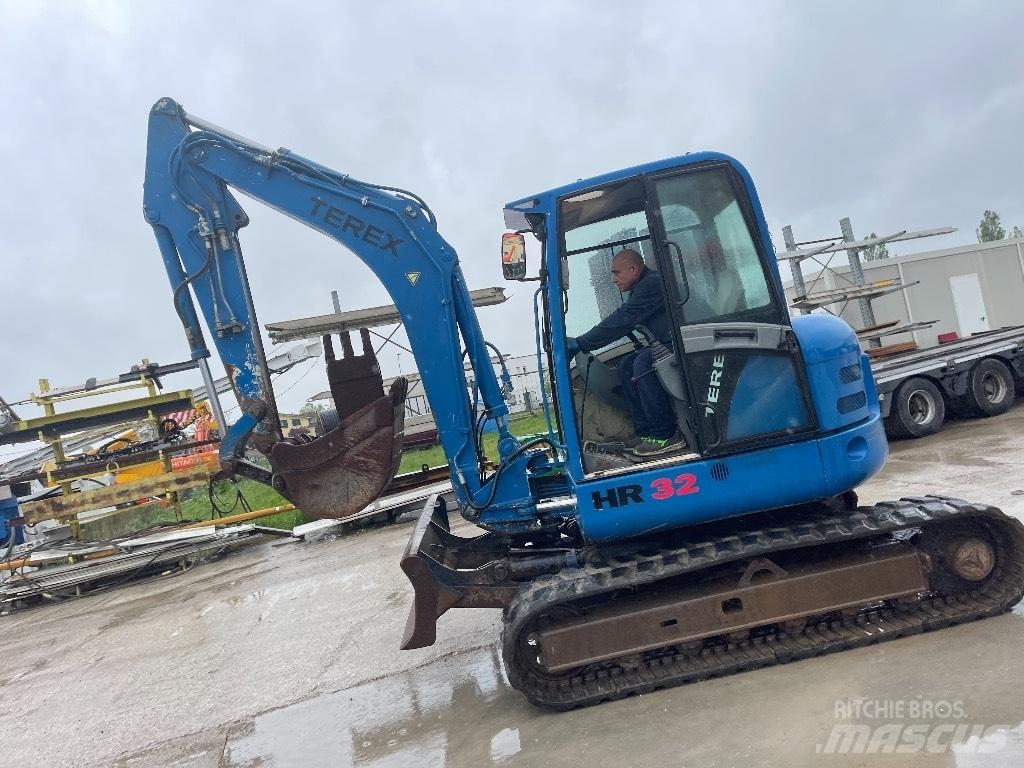 Terex HR 32 Средни екскаватори 7т - 12т