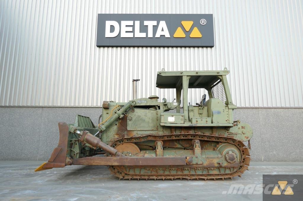 CAT D7F Ex-army Верижни булдозери
