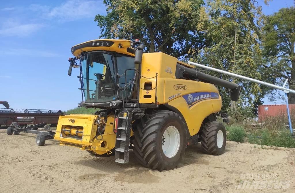New Holland CR 8.90 Комбайни