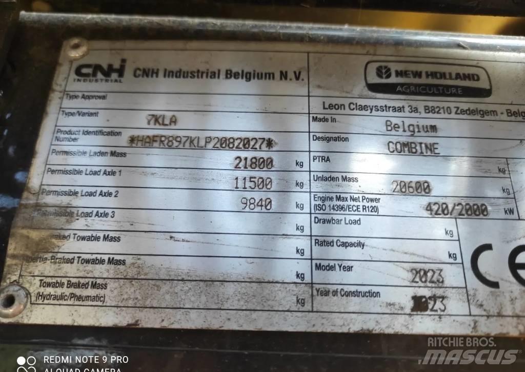 New Holland CR 8.90 Комбайни