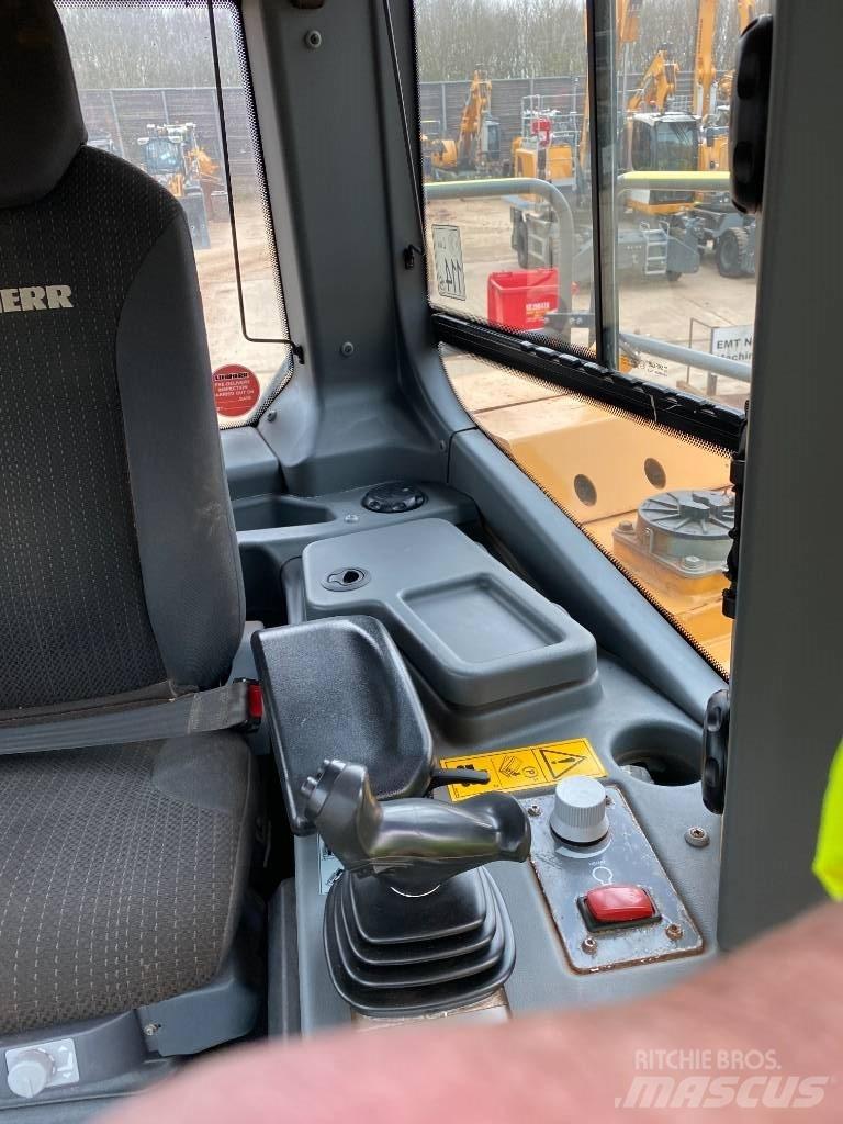 Liebherr PR 766 Верижни булдозери
