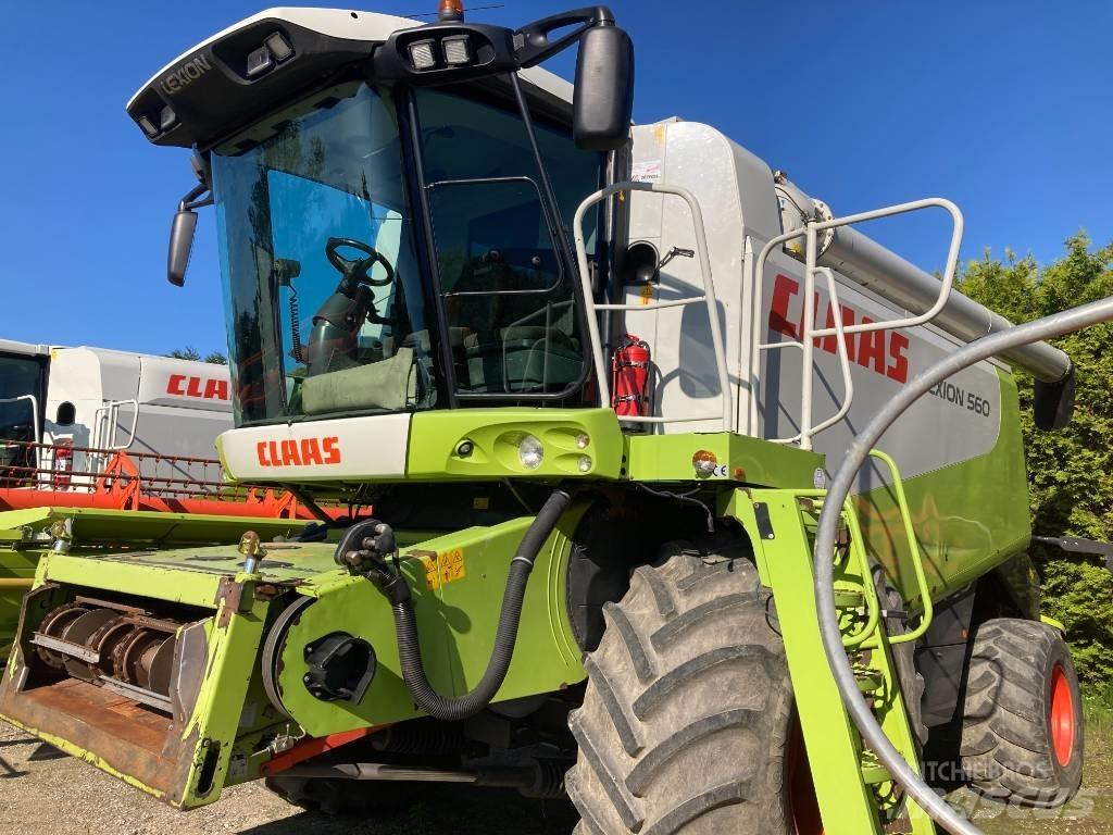CLAAS LEXION 560 Комбайни