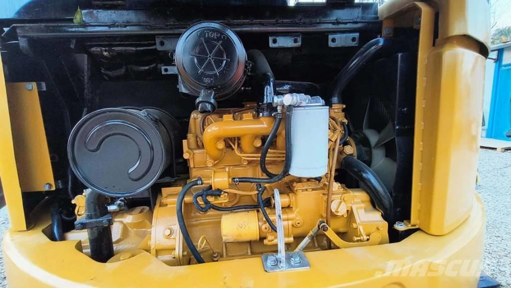 CAT 305 CR Мини екскаватори < 7 т