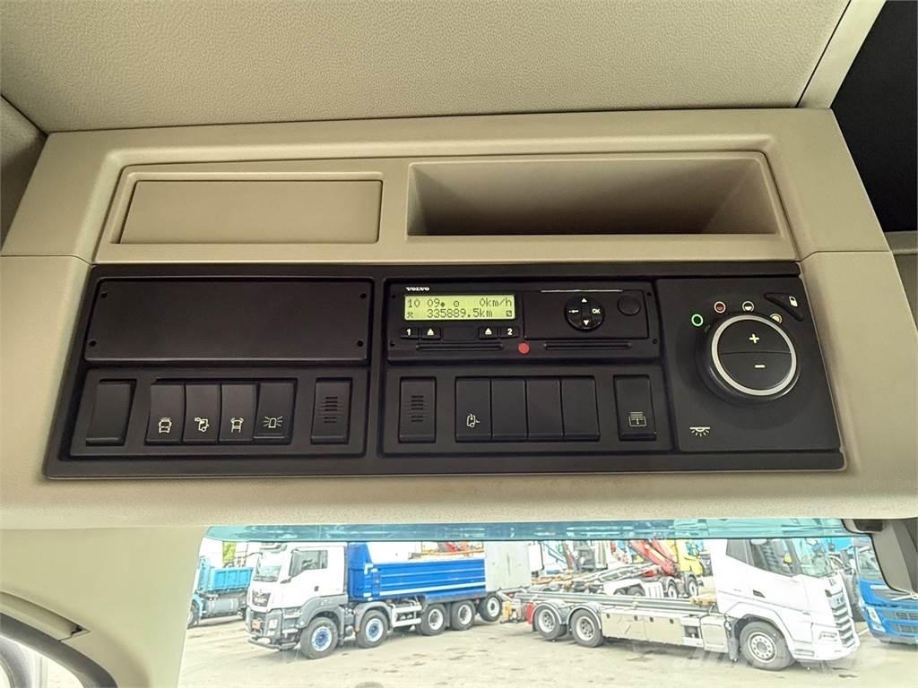 Volvo FH 540 8X4 Камиони с кран с кука