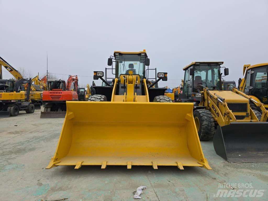 SDLG LG 956 F Колесни товарачи