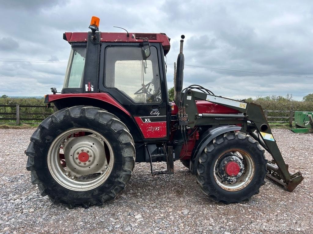 Case IH 995XL Трактори