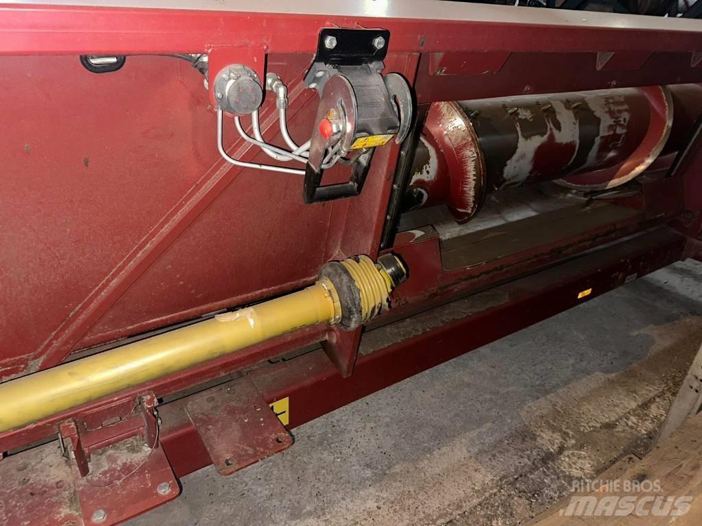 Rostselmash RSM 161 Комбайни