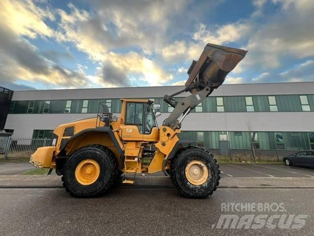 Volvo 180 H Колесни товарачи