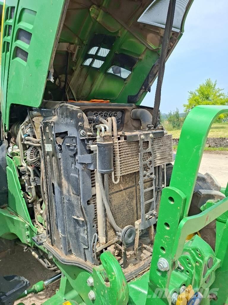 John Deere 6110M Трактори