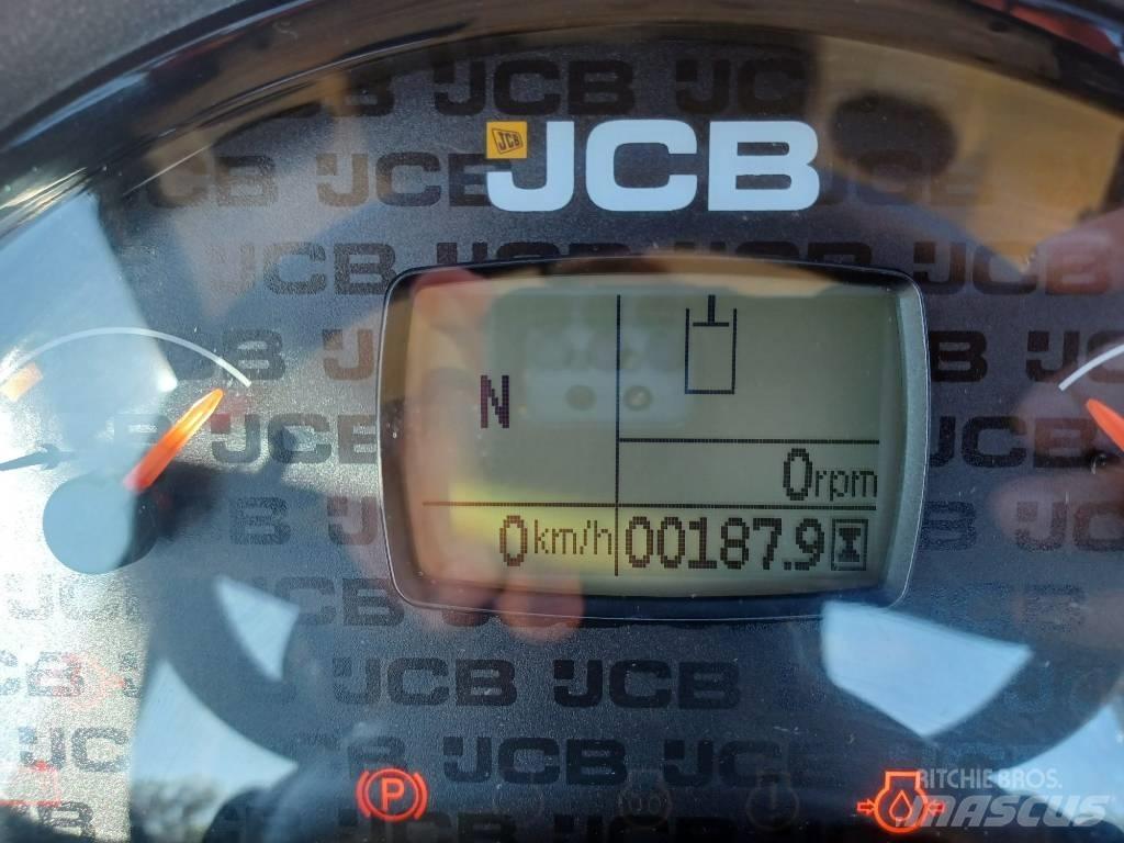 JCB 406 Колесни товарачи