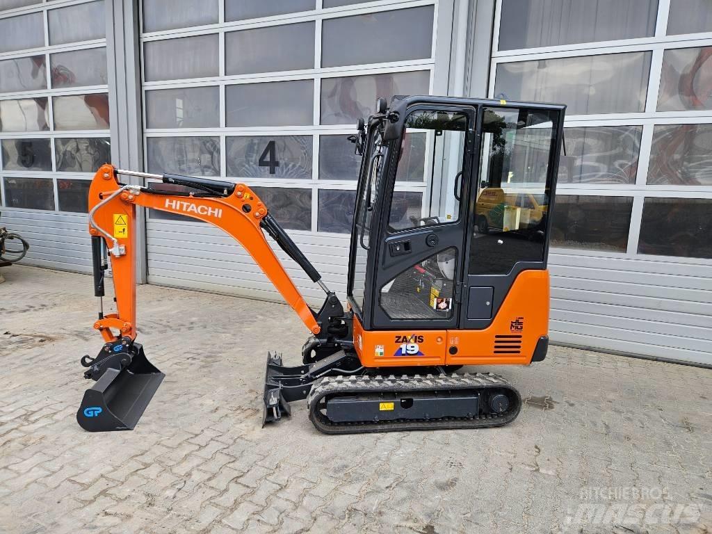 Hitachi ZX19-6 Мини екскаватори < 7 т