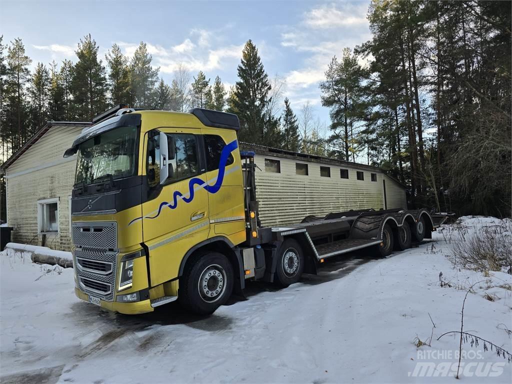 Volvo FH 16 750 Камиони за превоз на горски машини

