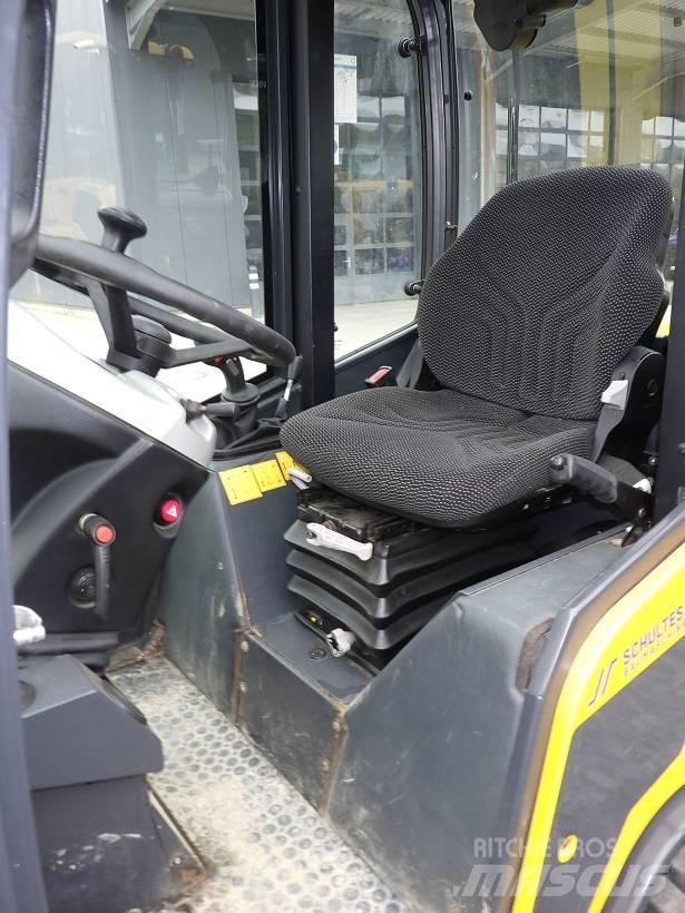 Schäffer 2445 S Колесни товарачи
