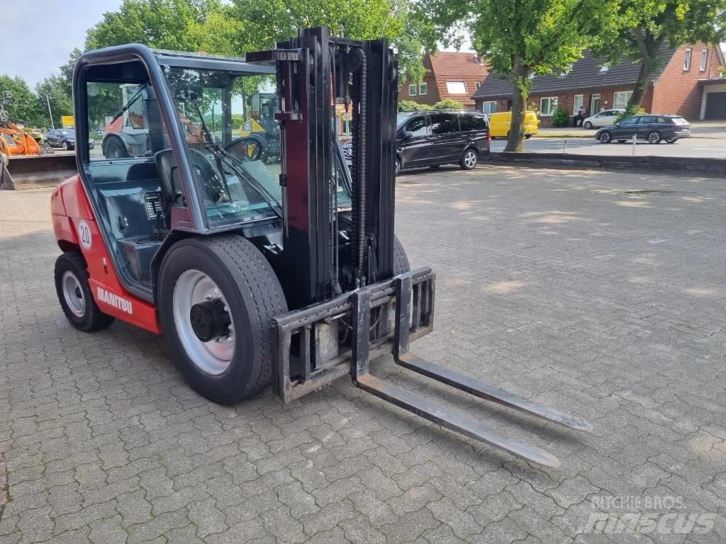 Manitou MSI 25 T Камиони за херавни местности