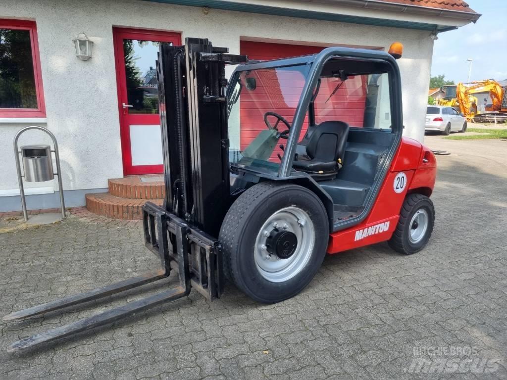 Manitou MSI 25 T Камиони за херавни местности