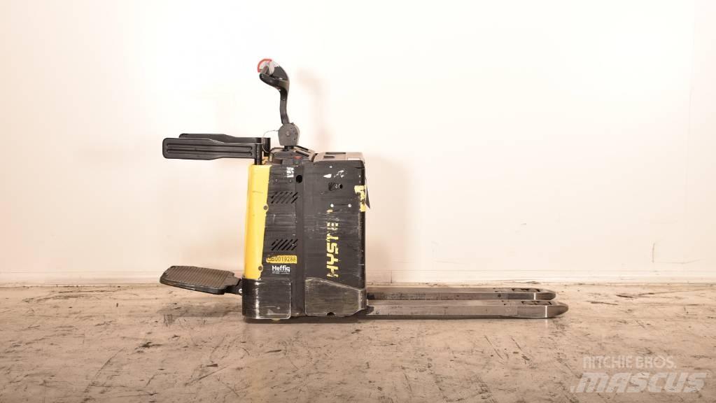 Hyster P 2.0 S Транспалетни колички с платформи