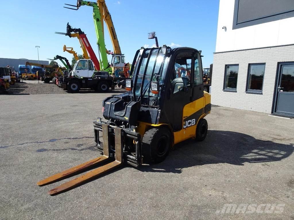 JCB TLT30D Телескопични товарачи