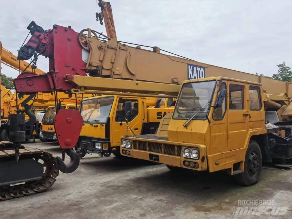 Kato 250 Всъдеходни кранове