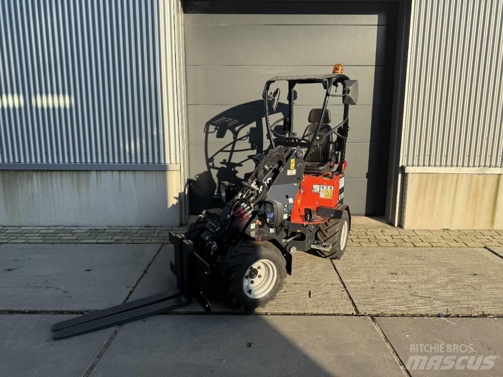 Kubota RT105T-2 Други машини за животновъдство и аксесоари