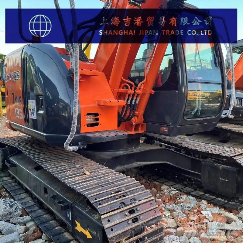 Hitachi ZX 135 Верижен екскаватор