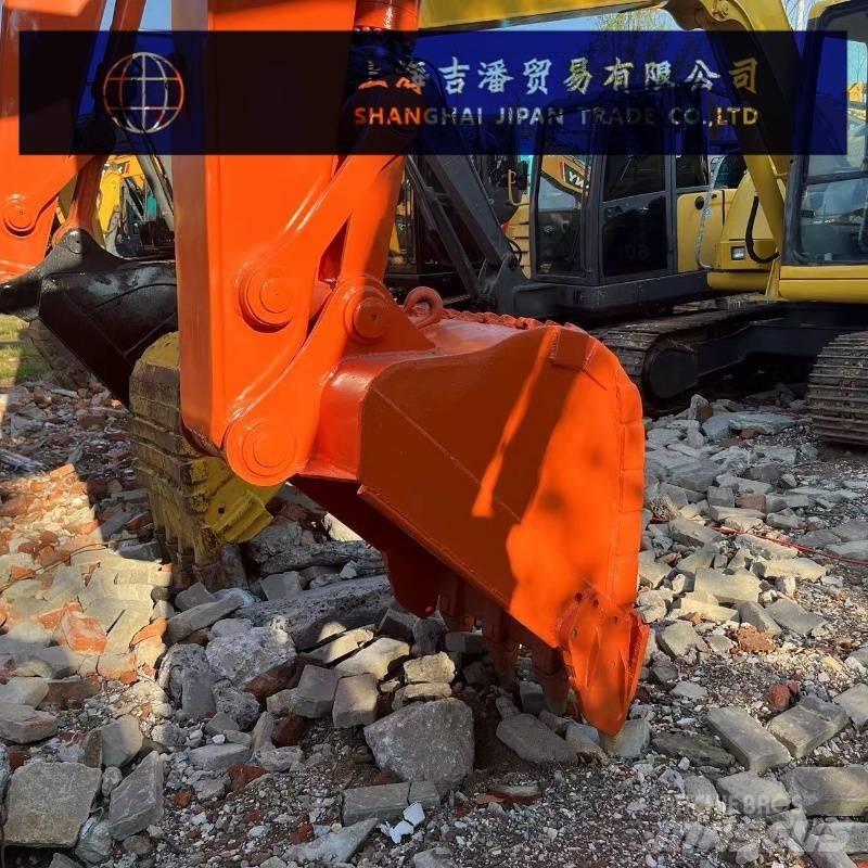 Hitachi ZX 135 Верижен екскаватор