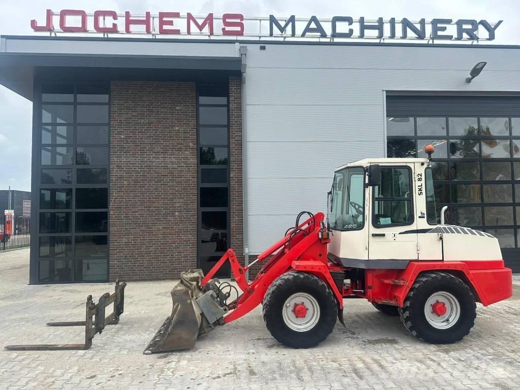 Schaeff SKL 823 Колесни товарачи