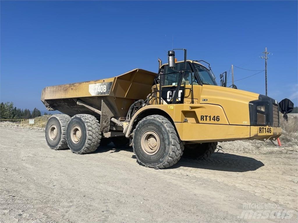 CAT 740B Дъмпери/моторни превозни средства