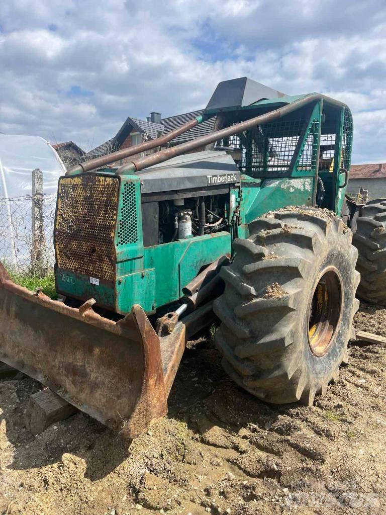 Timberjack 240A Скидери
