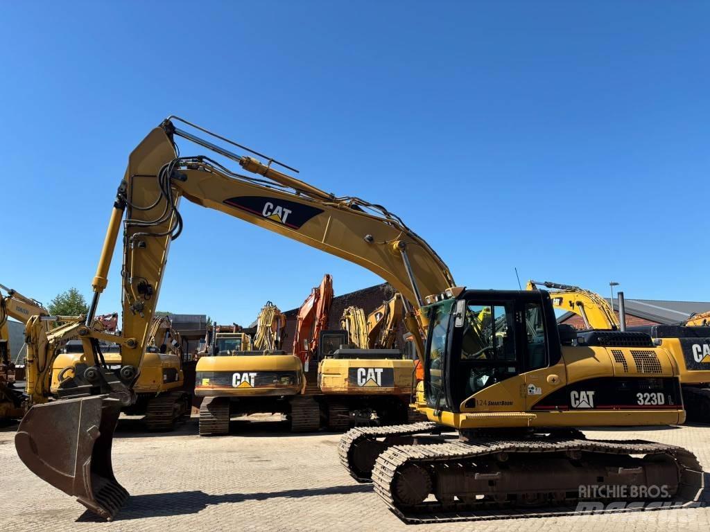 CAT 323 D L Верижен екскаватор