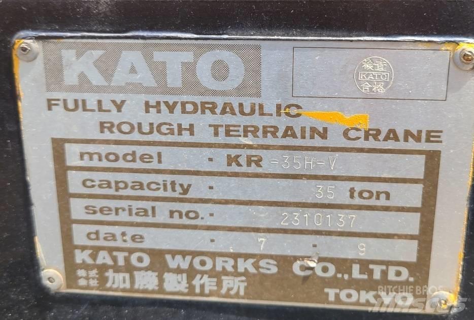 Kato KR35H-V Кранове за тежък терен