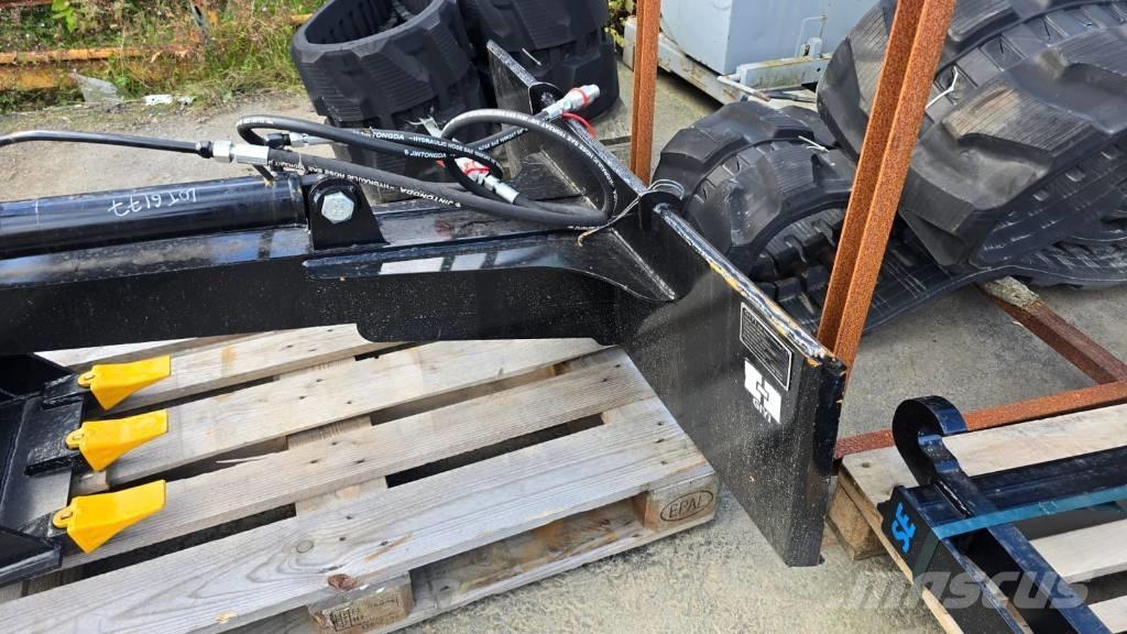  Grävarm Avant bobcat Мини товарачи
