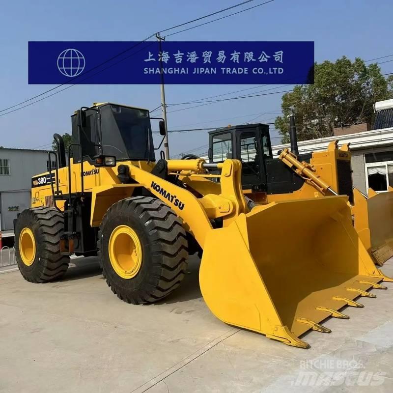 Komatsu WA 380 Колесни товарачи