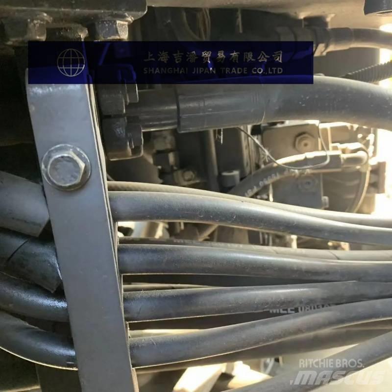 Komatsu WA 380 Колесни товарачи