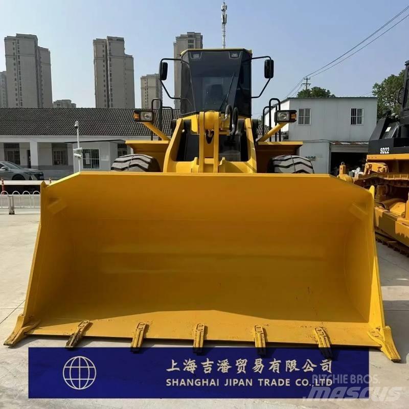Komatsu WA 380 Колесни товарачи